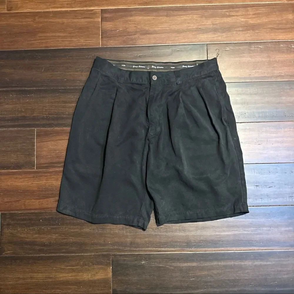Tommy Bahama Men Shorts